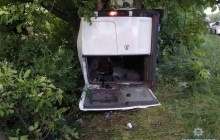 Под Николаевом вылетел с трассы микроавтобус: погибли пять человек (фото)