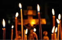 Патриарх Кирилл молится за раненых и погибших в вооруженном нападении на храм в Грозном