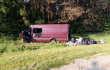 Поліція опублікувала фото з місця ДТП на Львівщині, у якій загинули шестеро людей (фото)