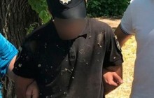 У Запоріжжі поліцейський та його цивільна дружина продавали метамфетамін