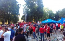 Київ святкує день народження чистим: комунальники прибрали "безлад", залишений вболівальниками