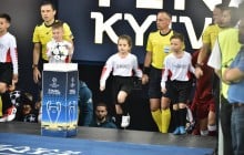Одного из арбитров финала Лиги Чемпионов вывела на поле дочь Ярославского (видео)
