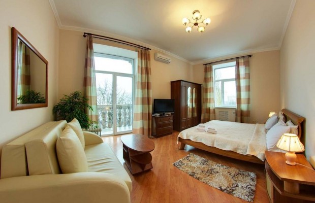 Booking.com запустил пасхальные скидки от 20% на проживание в отелях по всему миру