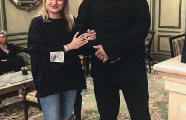 Донька Суркіса "засвітила" у мережі фото із "другом Путіна" та російськими зірками