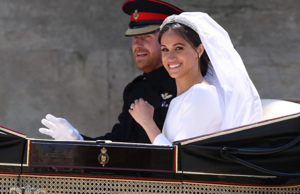 Сюрприз для принца: Меган Маркл розповіла, що таїлося в неї під весільною сукнею (відео)