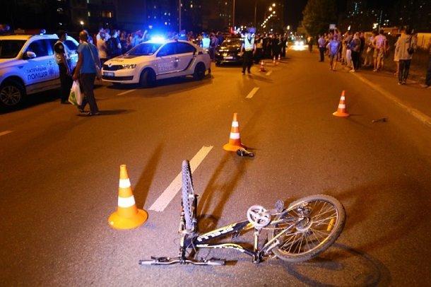 СБУ розслідуватиме наїзд поліцейського авто на підлітка у Києві / фото facebook.com/kyiv.gp.gov.ua СБУ розслідуватиме наїзд поліцейського авто на підлітка у Києві / фото facebook.com/kyiv.gp.gov.ua