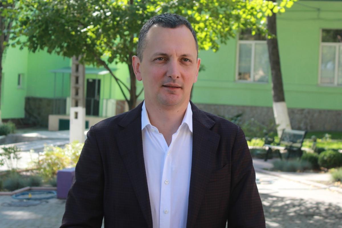 Юрій Голик: «Реконструйована школа у Жовтих Водах стане найяскравішою в Україні» Юрій Голик: «Реконструйована школа у Жовтих Водах стане найяскравішою в Україні»