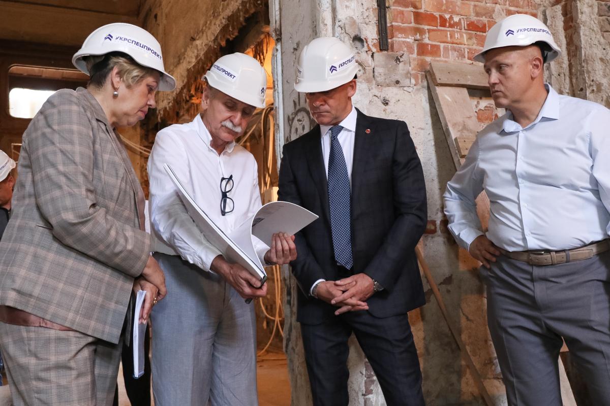 Труханов: никто не верил, что мы сдвинем с мертвой точки вопрос Дома Руссова