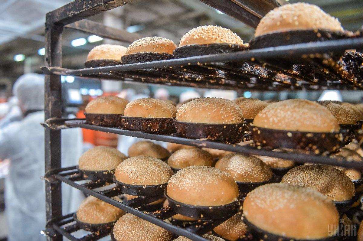 Кабмин отложил вопрос госрегулирования цен на хлеб / фото УНИАН