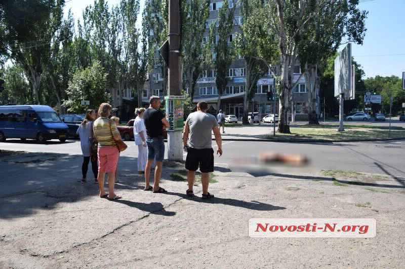В Николаеве пешеход погиб в трагическом ДТП / Новости N В Николаеве пешеход погиб в трагическом ДТП / Новости N