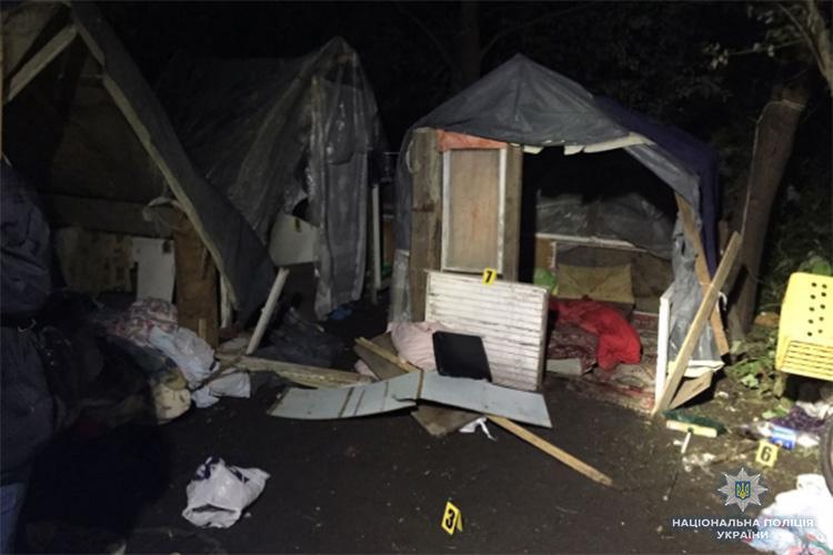 В ночь на 24 июня группа вооруженных людей напала на лагерь ромов / фото Нацполиции