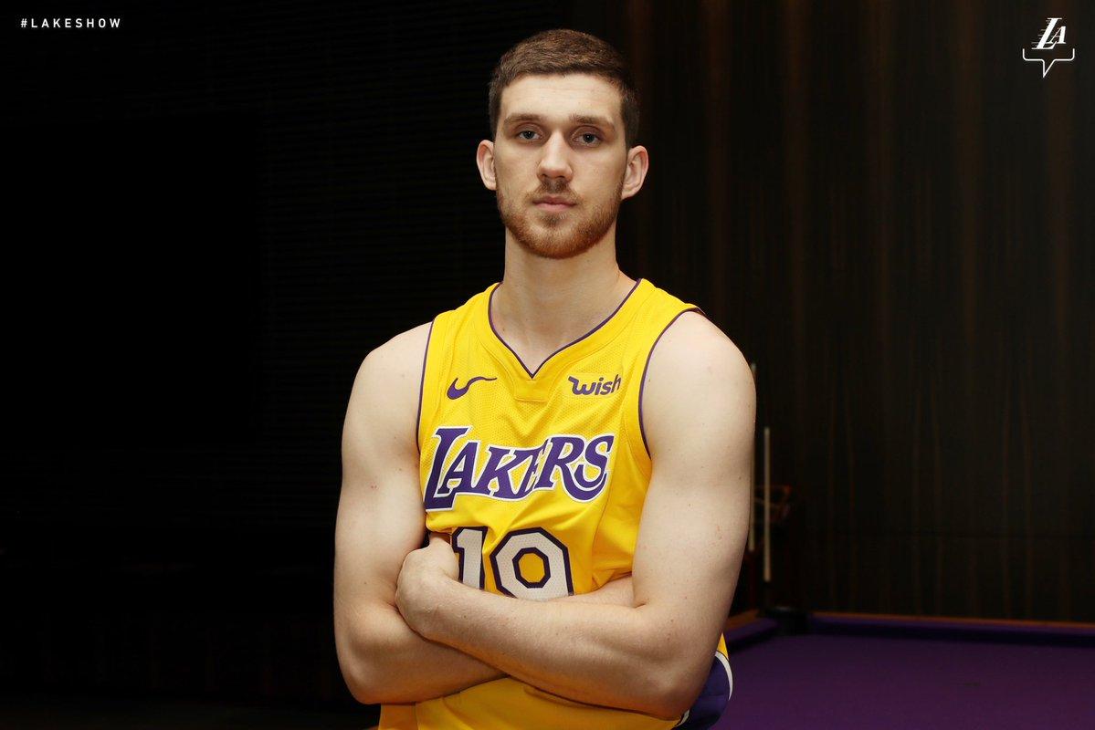 Святослав Михайлюк / twitter.com/Lakers Святослав Михайлюк / twitter.com/Lakers