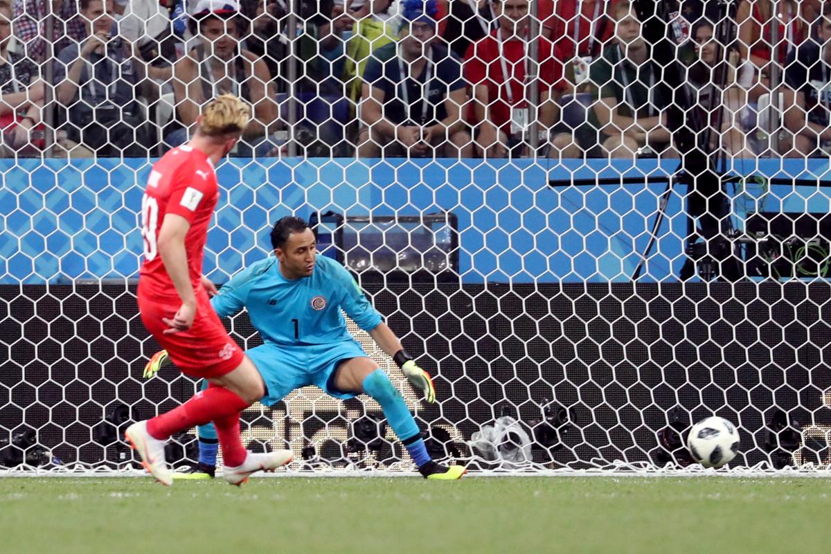 Дрмич забив один із двох голів збірної Швейцарії у ворота команди Коста-Ріки / Reuters