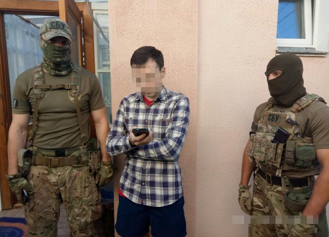 Під час обшуків у Муравицького знайшли комп’ютери з доказами листування з кураторами та підготовки антиукраїнських статей / Фото СБУ Під час обшуків у Муравицького знайшли комп’ютери з доказами листування з кураторами та підготовки антиукраїнських статей / Фото СБУ