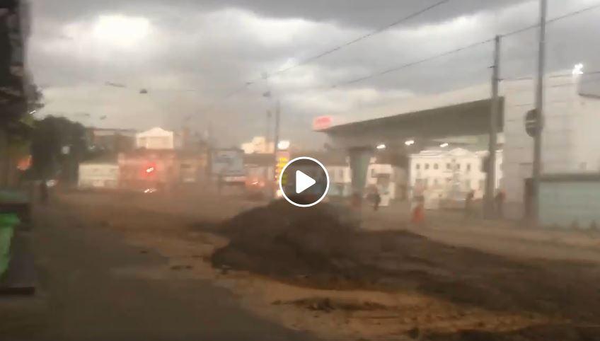 Песчаная буря в Харькове / фото facebook.com/successful.kh