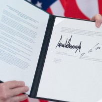 Trump, Kim sign agreement at historic summit in Singapore