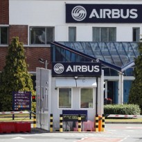 Airbus прекратит производство самого крупного в мире пассажирского самолета