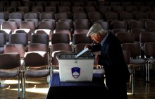 В Словении проходят досрочные парламентские выборы
