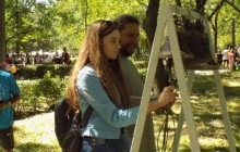 В Запорожье на "Фестивале семьи" православные провели мастер-классы по колокольному звону и гирьевому спорту