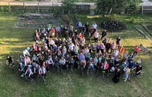 В Нежине в велосипедном крестном ходу по улицам города приняли участие более ста верующих УПЦ (фото)