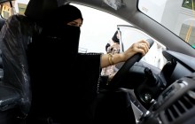 У Саудівській Аравії жінкам почали видавати водійські посвідчення