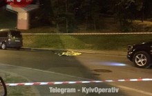 В Киеве мужчина прыгнул с моста и попал под автомобиль