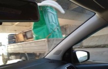 В питерский «мост глупости» врезалась «Газель» с биотуалетом (видео)