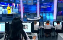 Нагадує шоу "За склом": Путіна на "прямій лінії" відгородили від глядачів (фото, відео)