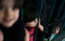 Рада планує заборонити фото з дітьми в еротичних образах