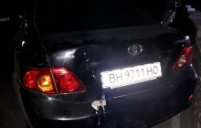 В Одесі ніким не кероване авто скотилося зі схилу і збило трьох жінок