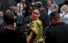 Певица Рианна потеряла родного человека