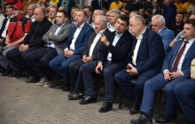 Гройсман закликав аграріїв активніше використовувати програми державної підтримки (Фото)
