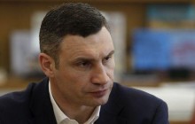 Кличко доручив обстежити території районів Києва для виявлення старих покинутих авто
