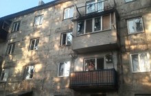 Внаслідок обстрілу бойовиками Новотошківського пошкоджено понад 20 квартир мирних жителів (фото)