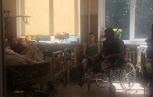 В госпиталь Киева прибыл борт с тяжелоранеными бойцами (фото)