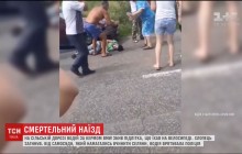 На Буковині люди побили водія, який на смерть збив підлітка-велосипедиста (відео)
