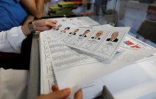 В Турции начались досрочные выборы президента и парламента