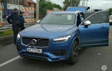 У Харкові застрелили сімейну пару, 13-річну дочку подружжя поранено (фото)