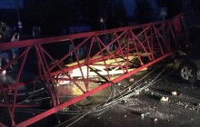 Снесенные крыши и поваленные деревья: в российском Барнауле прошел ураган (фото)