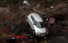 Наводнения в Индии: дороги превратились в реки, есть погибшие (фото)