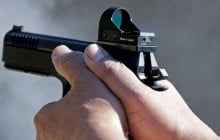 Під Києвом п'яний помічник нардепа поранив дитину з травмата