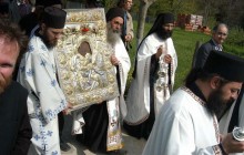 Соборный храм столицы Святой Горы отметил панигир: чудесная история молитвы «Достойно есть»