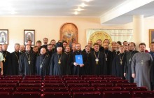 В Киево-Печерской лавре священники УПЦ обменялись опытом реабилитации нарко- и алкозависимых