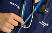 Дніпро першим в Україні запровадив медичне страхування педагогічних працівників