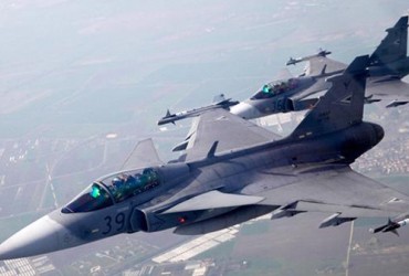 Випереджають події: Угорщина підвищила боєготовність армії