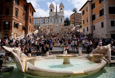 Туристам розповіли, як захиститися від кишенькових злодіїв у переповнених містах
