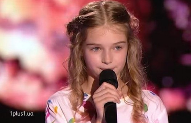 Українка приїхала на російський дитячий пісенний конкурс в окупований Крим (фото, відео)