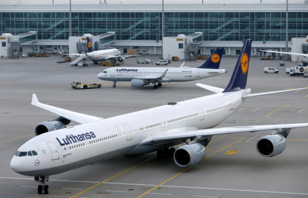 Lufthansa отменяет более 7 тысяч рейсов в марте из-за коронавируса