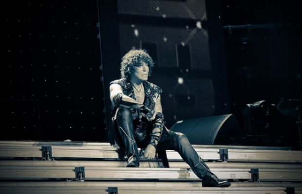 Валерию Леонтьеву стало плохо на "Новой волне": из-за болезни отменены его выступления