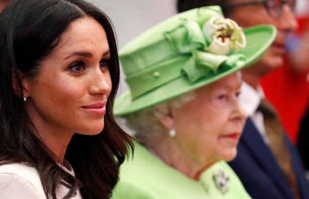 Єлизавета II збирає сімейну нараду через відмову принца Гаррі і Меган Маркл від королівських повноважень